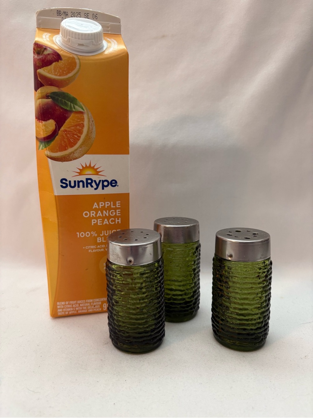 Set of 3- Anchor Hocking, Serano avocado, green bark shakers